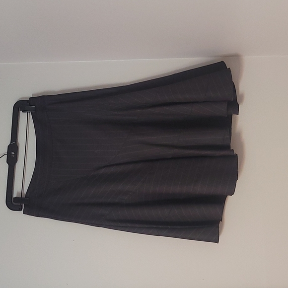 Skirt - Picture 2 of 2